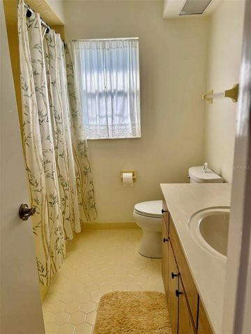 12 CURRY COURT, Palm Coast, FL 32137