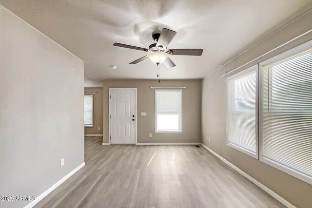 6960 W PEORIA Avenue 17, Peoria, AZ 85345