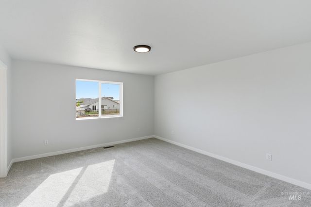 7110 E Kilkenny Ct, Nampa, ID 83687