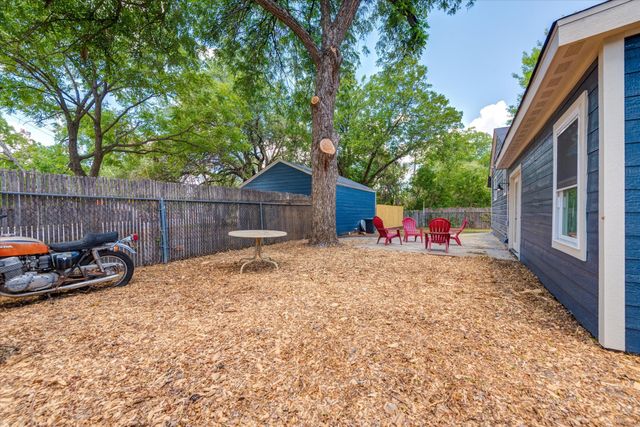 3936 Winfield Avenue, Fort Worth, TX 76109