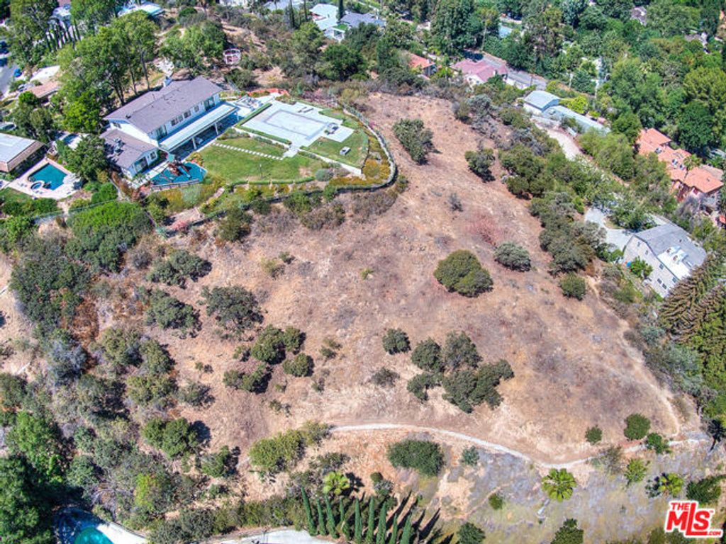 4491 La Barca Dr, Tarzana (los Angeles), CA 91356