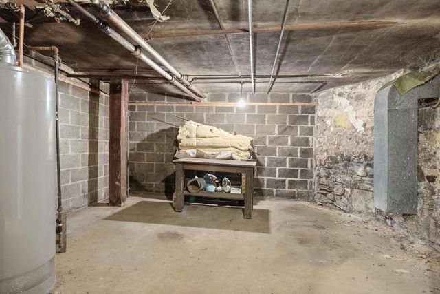 1944 E Washington Avenue, Madison, WI 53704