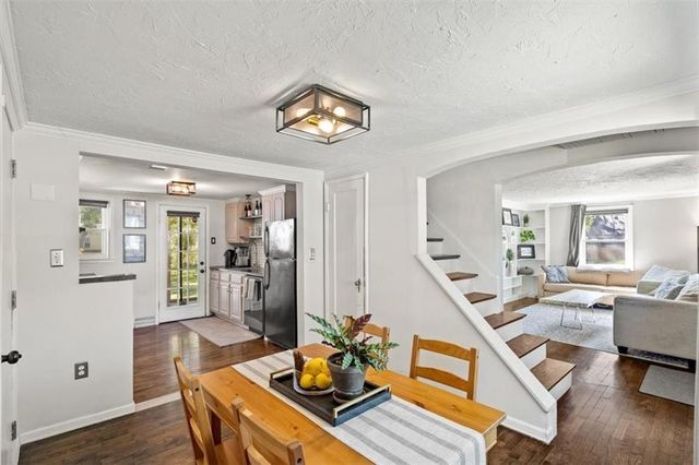 7845 Summit Street, Kansas City, MO 64114
