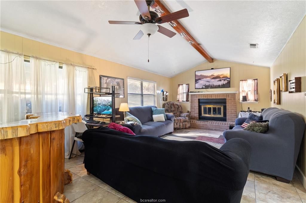 10072 Riley Green, Franklin, TX 77856 — photo 3