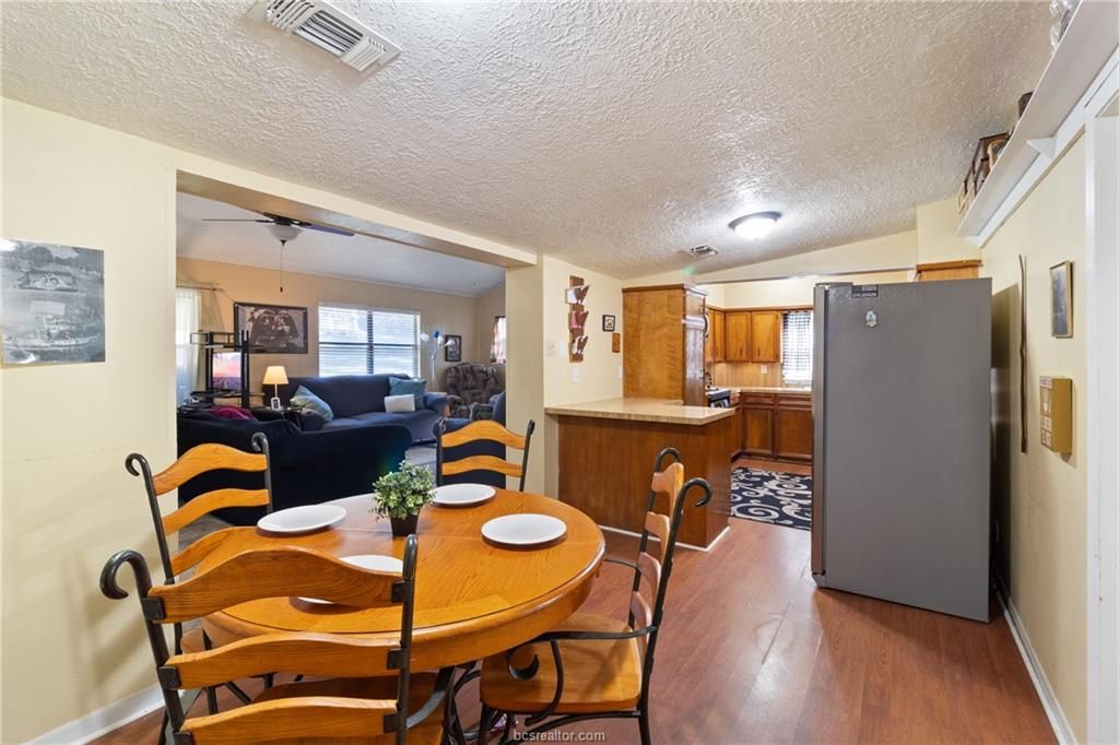 10072 Riley Green, Franklin, TX 77856 — photo 5