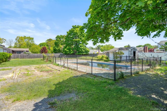 115 Chapel Avenue, East Patchogue, NY 11772