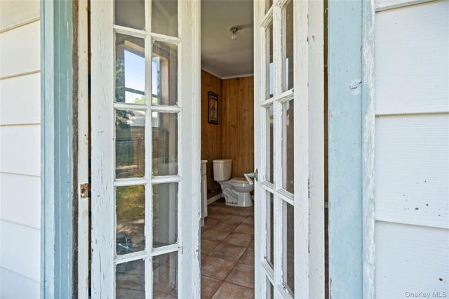 115 Chapel Avenue, East Patchogue, NY 11772