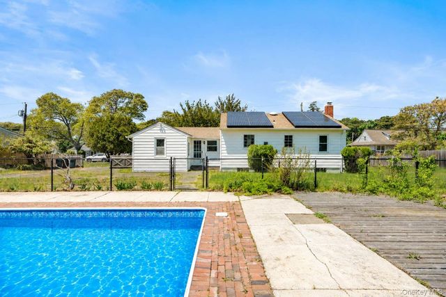 115 Chapel Avenue, East Patchogue, NY 11772