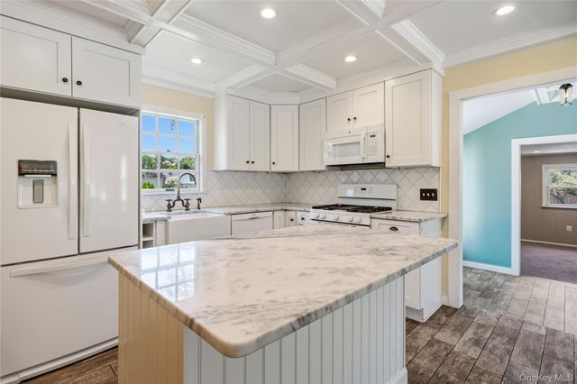 115 Chapel Avenue, East Patchogue, NY 11772