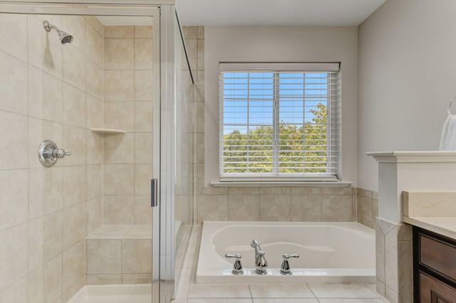 24837 MASON TER, Chantilly, VA 20152