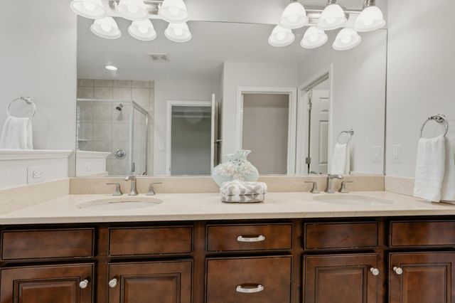 24837 MASON TER, Chantilly, VA 20152