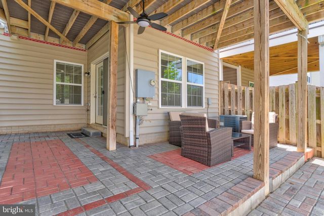 24837 MASON TER, Chantilly, VA 20152