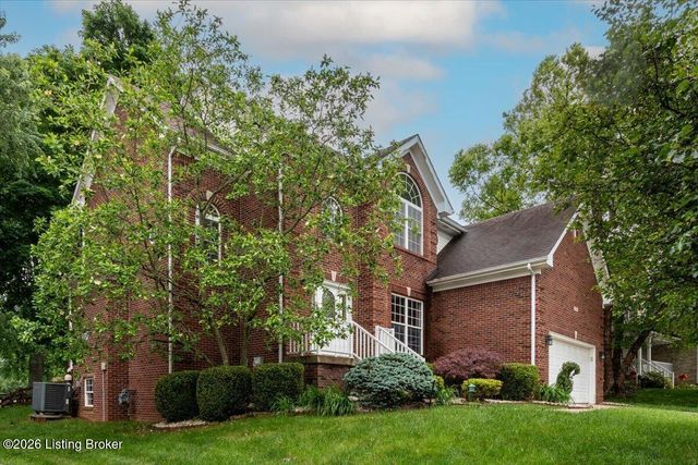 13012 Willow Forest Dr, Louisville, KY 40245