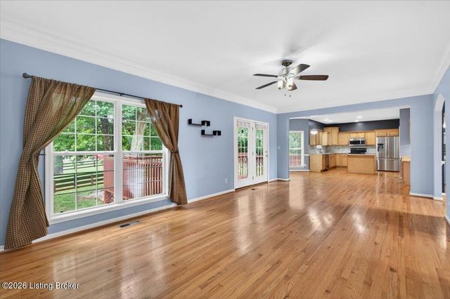 13012 Willow Forest Dr, Louisville, KY 40245