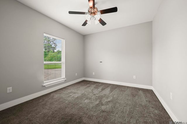 40157 Parker Rd, Prairieville, LA 70769