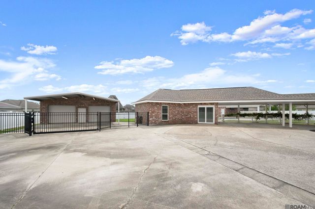 40157 Parker Rd, Prairieville, LA 70769