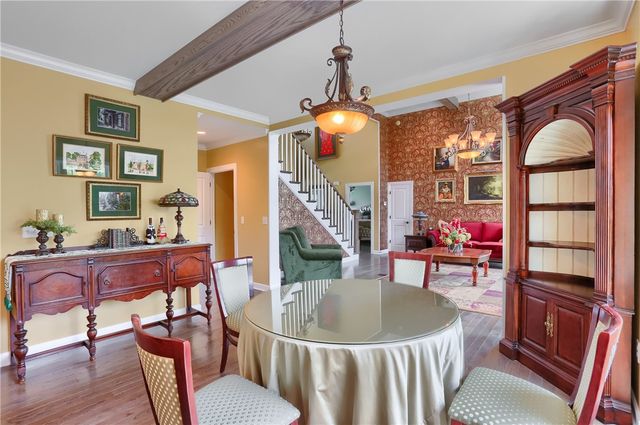 217 Hickory Ln, Adams Twp, PA 16046