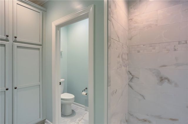 217 Hickory Ln, Adams Twp, PA 16046