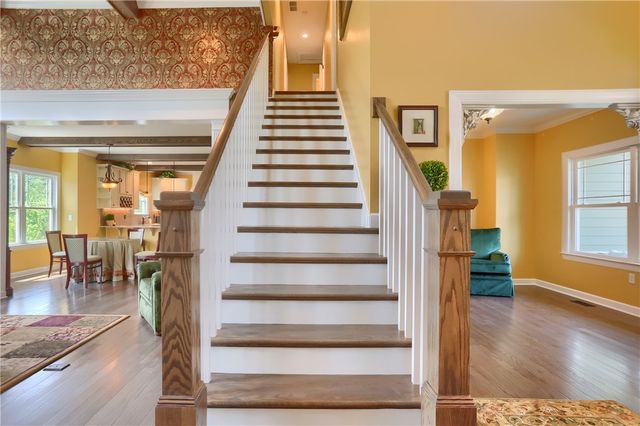 217 Hickory Ln, Adams Twp, PA 16046