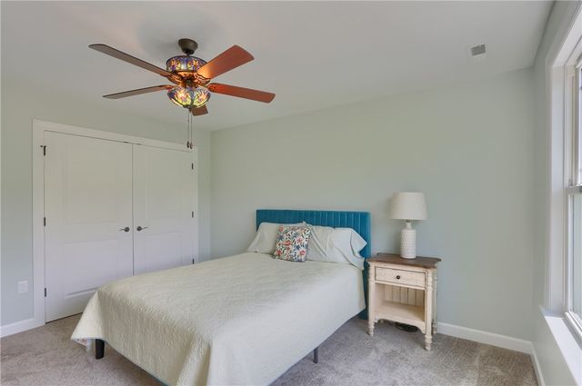 217 Hickory Ln, Adams Twp, PA 16046