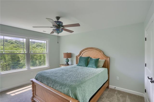 217 Hickory Ln, Adams Twp, PA 16046