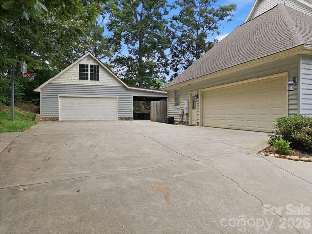 132 Chippewa Trail, China Grove, NC 28023