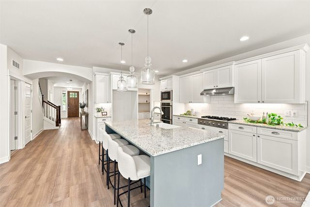4646 Twisted Tree Lane NE, Olympia, WA 98516