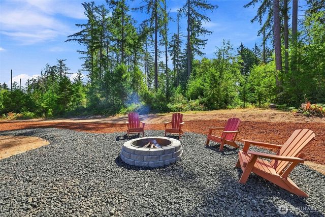 4646 Twisted Tree Lane NE, Olympia, WA 98516