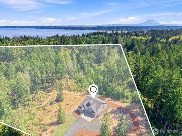 4646 Twisted Tree Lane NE, Olympia, WA 98516