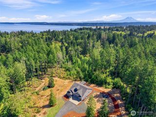 4646 Twisted Tree Lane NE, Olympia, WA 98516