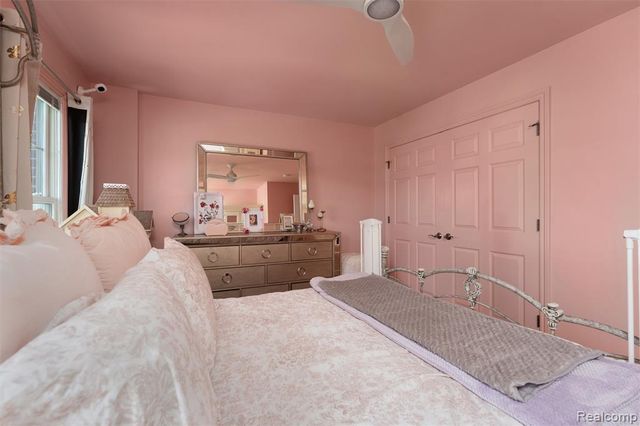 717 S Kenwood Avenue, Royal Oak, MI 48067