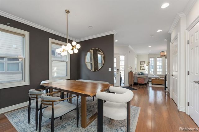 717 S Kenwood Avenue, Royal Oak, MI 48067