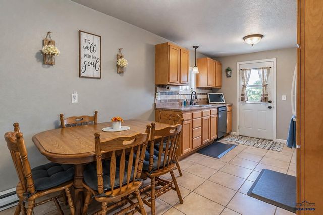 3360 COLVIN, Rapid City, SD 57703