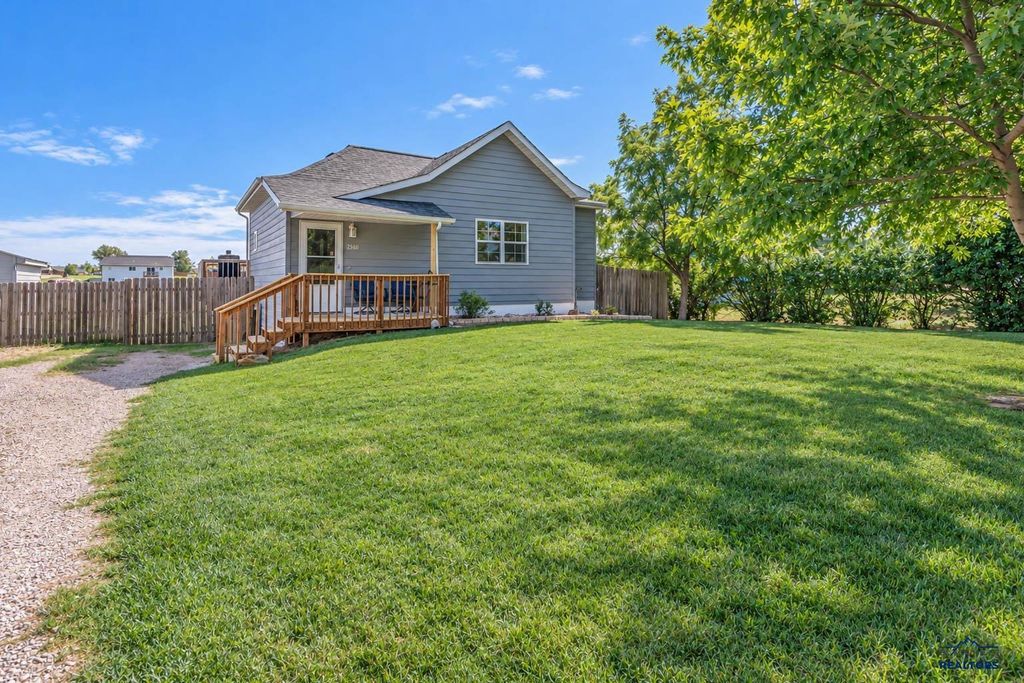 3360 COLVIN, Rapid City, SD 57703