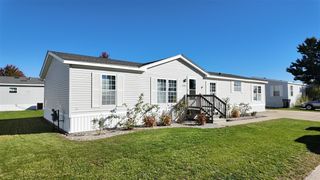 3236 Waverly Park, Holland, MI 49424