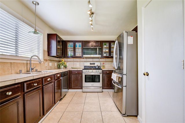 8645 Rinn Street, Houston, TX 77078