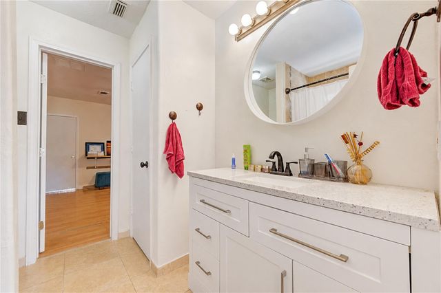 8645 Rinn Street, Houston, TX 77078