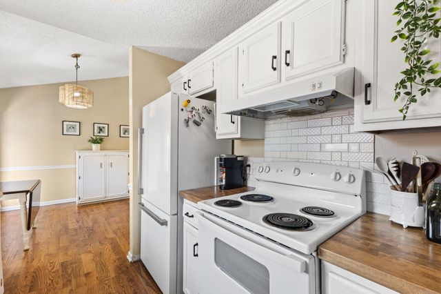 105 Heathcote Ct, Goodlettsville, TN 37072