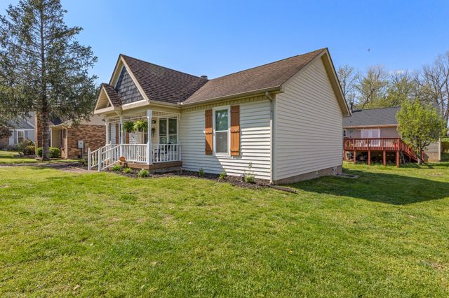 105 Heathcote Ct, Goodlettsville, TN 37072