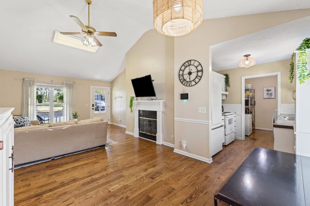 105 Heathcote Ct, Goodlettsville, TN 37072
