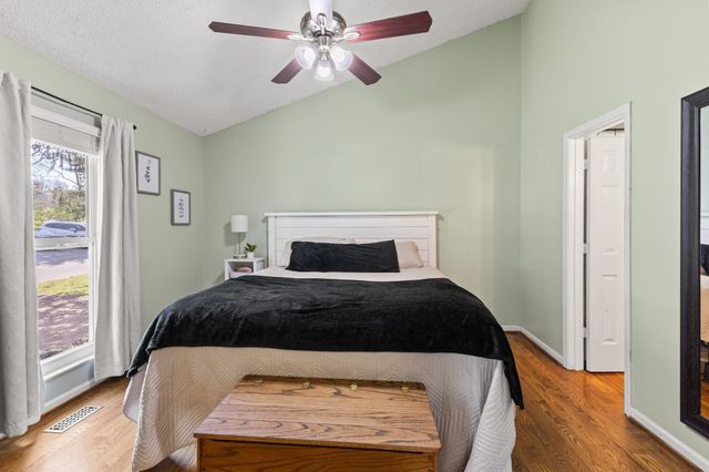 105 Heathcote Ct, Goodlettsville, TN 37072
