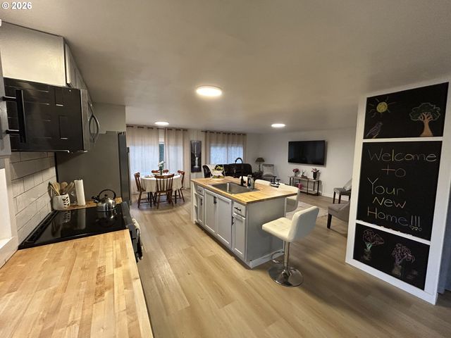 32700 Se LEEWOOD Ln 58, Boring, OR 97009