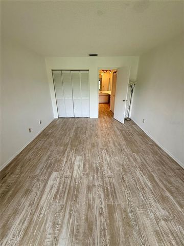 7880 PALM AIRE LANE 203, Sarasota, FL 34243