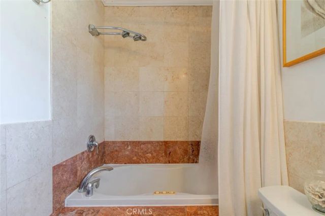 6232 Morse Avenue, North Hollywood, CA 91606