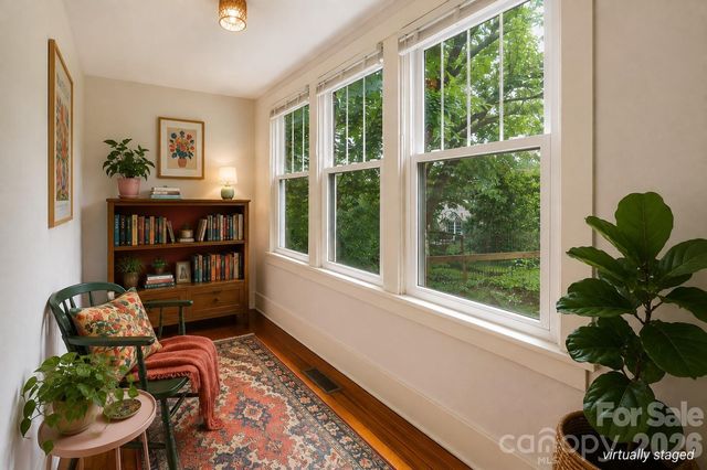 181 Courtland Place, Asheville, NC 28801