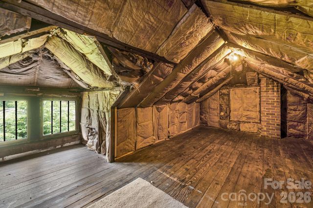 181 Courtland Place, Asheville, NC 28801