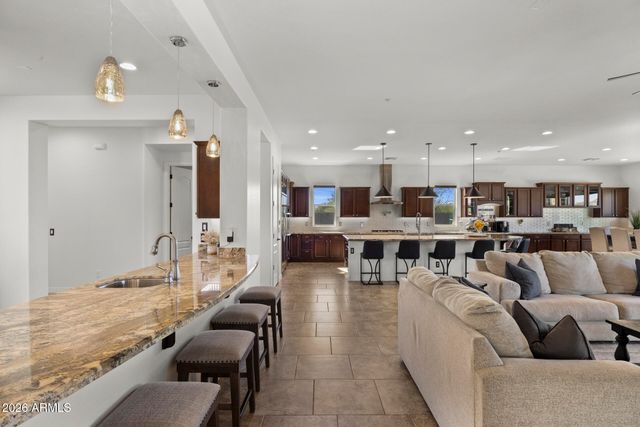 24282 N 78th Avenue, Peoria, AZ 85383