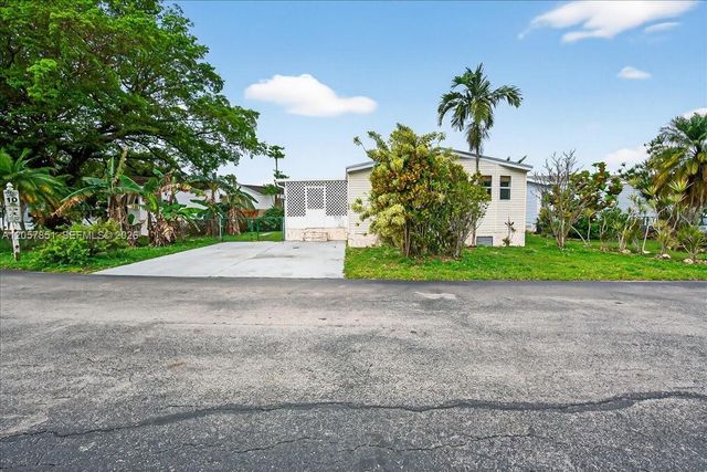 35250 SW 177th Court 190, Homestead, FL 33034