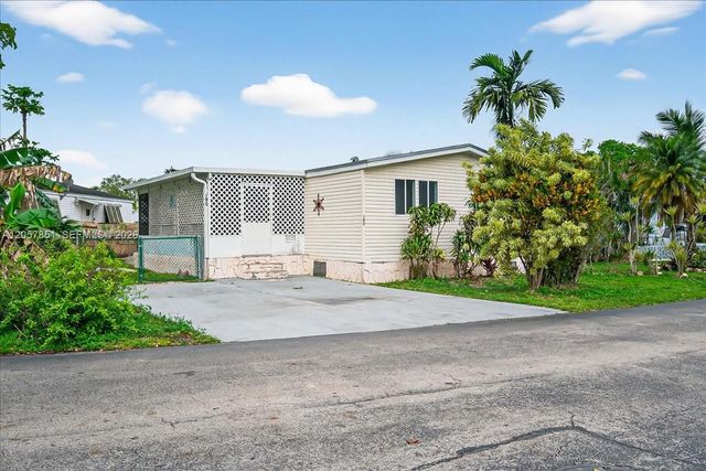 35250 SW 177th Court 190, Homestead, FL 33034