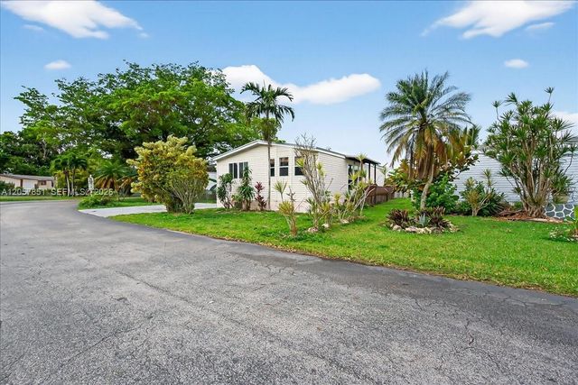 35250 SW 177th Court 190, Homestead, FL 33034